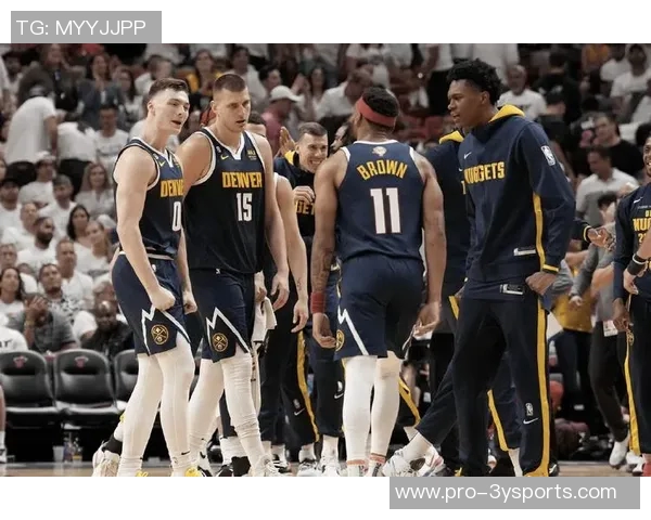 掘金官方感谢小乔丹场上场下的贡献你是我们的冠军DJ谢谢你 掘金官方感谢小乔丹场上场下的贡献你是我们的冠军DJ谢谢你